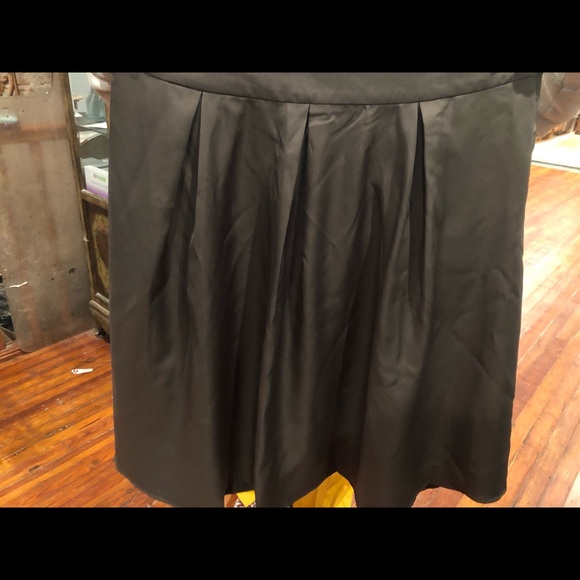 Knee high skater skirt - Picture 2 of 4